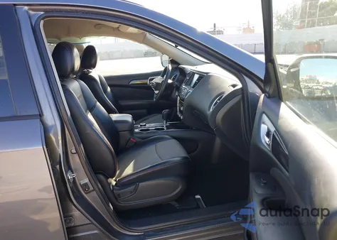 2020 Nissan Pathfinder Sv 4Wd z USA, uszkodzony, nr VIN 5N1DR2BM2LC582359